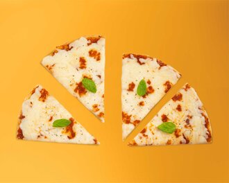 Margherita Pizza (Orta) görseli