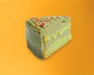 Pistachio Cake görseli