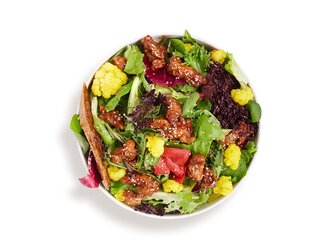 Acı Tatlı Soslu Tavuk Salata görseli