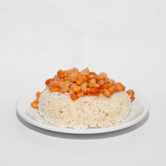 Bulgur Pilavı Üstü Kuru Fasulye görseli