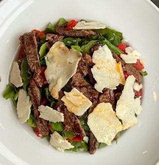 Izgara Bonfile Salata görseli