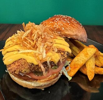 Chicken Crispy Burger görseli