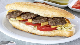 Ekmek Arası Köfte görseli