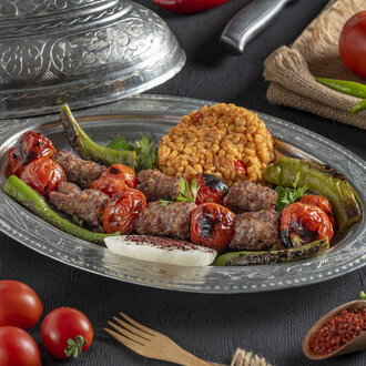 Domatesli Kebap görseli