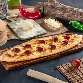 Sucuklu Kaşarlı Pide görseli