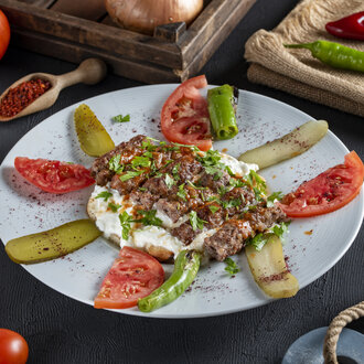 Yoğurtlu Kebap (Acısız Kebaptan) görseli