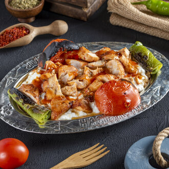 Yoğurtlu Tavuk Şiş görseli