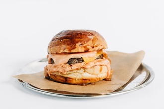 Mad Burger görseli