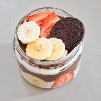 Çilekli Muzlu Oreolu Nutellalı Mag görseli