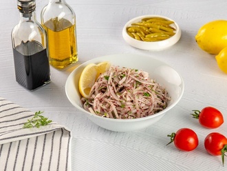 Sumaklı Soğan Salatası görseli