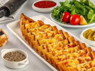 Patatesli Kaşarlı Pide görseli
