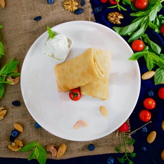 Beyaz Peynirli Krep ( блины с сыром фето ) görseli