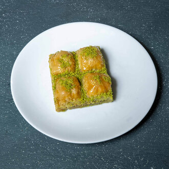 Fıstıklı Baklava (1 Kg.) görseli