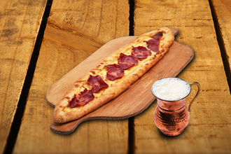 Pastırmalı Kaşarlı Pide görseli