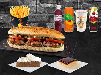 Dört Dörtlük Yarım Porsiyon Ekmek Arası Köfte Menü görseli