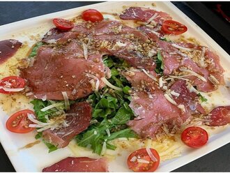 Füme Etli Salata görseli