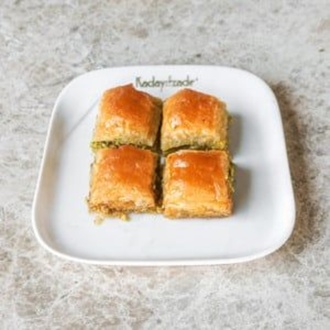 Fıstıklı Baklava görseli