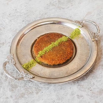 Peynirli Fıstıklı Künefe (4 Kişilik) görseli