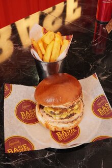 Big Base Burger görseli