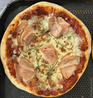 Hindi Füme Pidza görseli