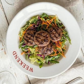 Köfteli Salata görseli