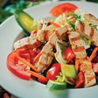 Tavuk Gögüs Izgara Salata görseli