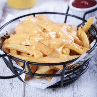 Cheddar Soslu Patates görseli