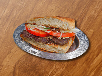 Çeyrek Ekmek Arası Köfte görseli