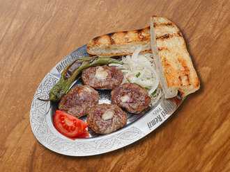 Remzi Kaşarlı Köfte görseli