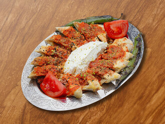 Kaşarlı Sarma Beyti Kebap görseli