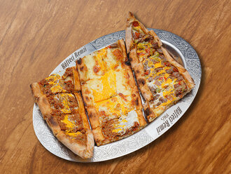 Karışık Pide görseli