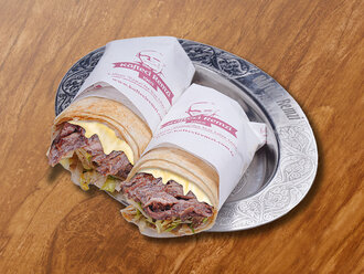 Çift Pide Kaşarlı Et Döner Dürüm görseli