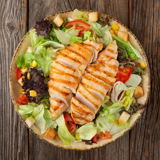 Izgara Tavuklu Salata görseli