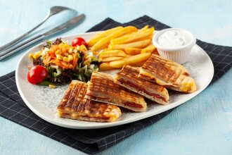Karışık Bazlama Tost görseli
