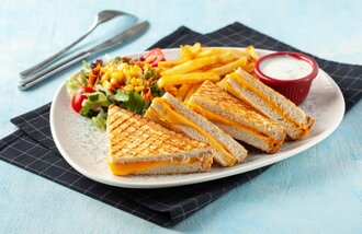 Cheddarlı Tost görseli