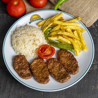 Sucuklu Köfte görseli