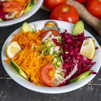 Mevsim Salata görseli