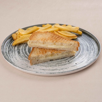 Kaşarlı Tost görseli