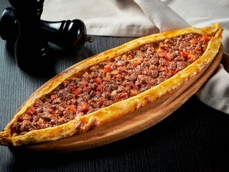 Kuşbaşılı Pide görseli