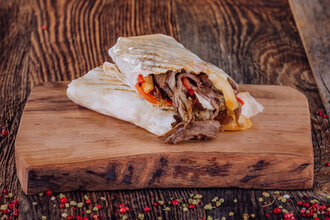 Kaşarlı Et Döner Dürüm görseli