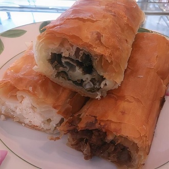 Peynirli Kol Böreği görseli