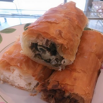 Kıymalı Kol Böreği görseli