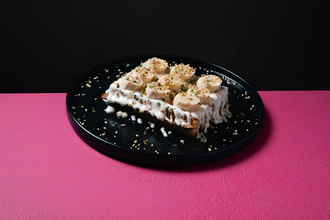 Beyaz Çikolatalı Muzlu Waffle görseli