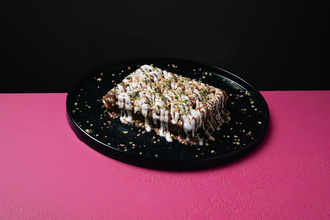 Sütlü Beyaz Çikolatalı  Waffle görseli