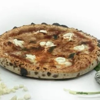 Dört Peynirli Pizza görseli