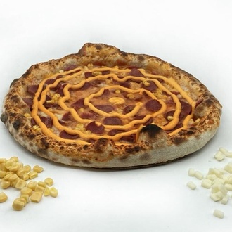 Cheddar & Sosisli Pizza görseli