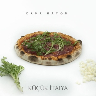 Dana Bacon Pizza görseli
