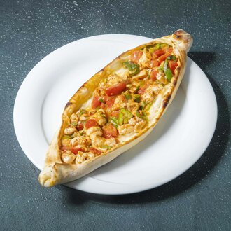 Tavuklu Pide görseli