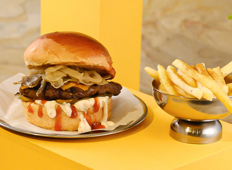 Mushroom Cheeseburger Menü görseli