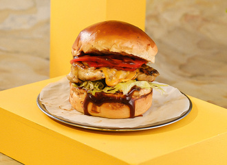 Barbeque Chicken Burger görseli